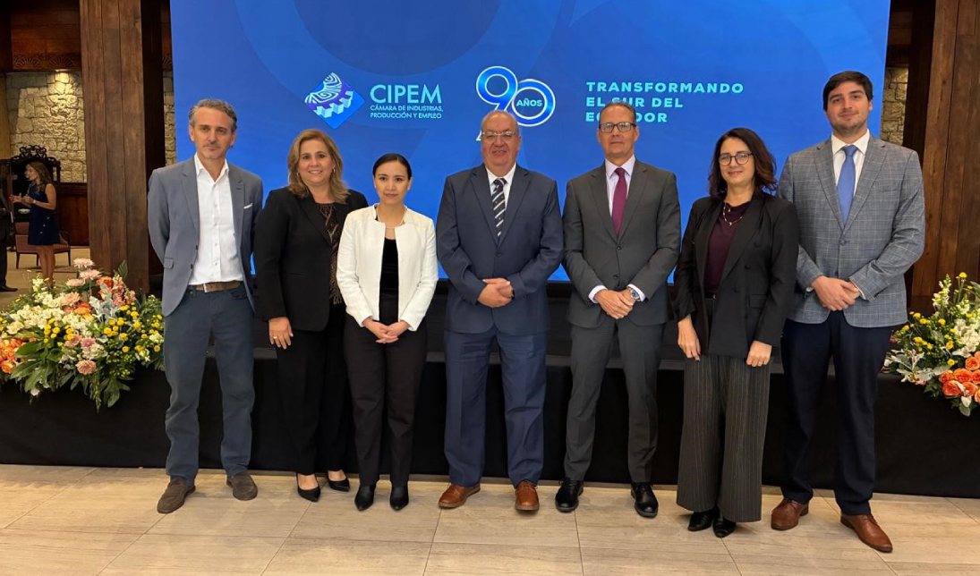 Banco Bolivariano impulsa conexiones empresariales en el Desayuno empresarial de la CIPEM