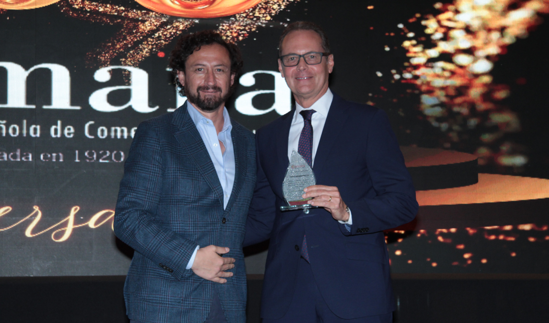 Recibimos reconocimiento de la Cámara Oficial Española por 40 años de compromiso empresarial